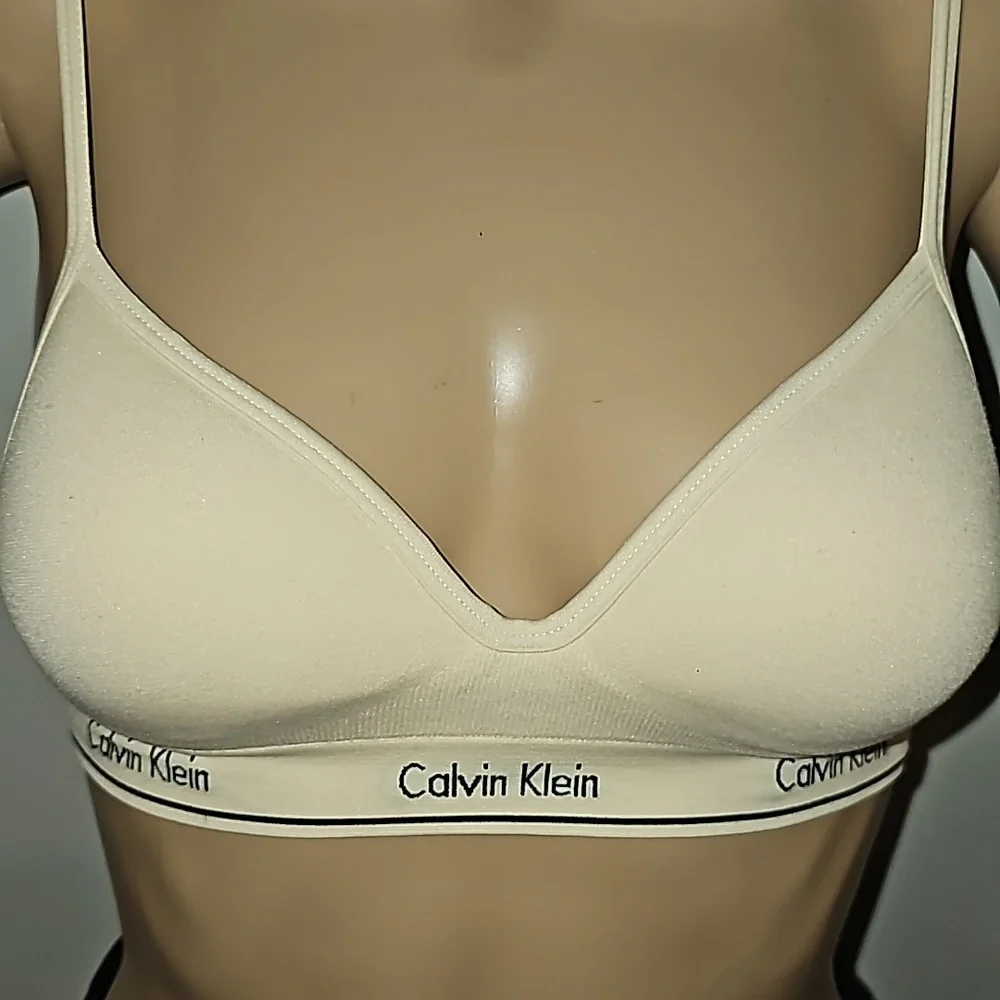 Calvin Klein Seamless Wireless Bra Padded Cups Modern Cotton 32A NWOT - Picture 3 of 12
